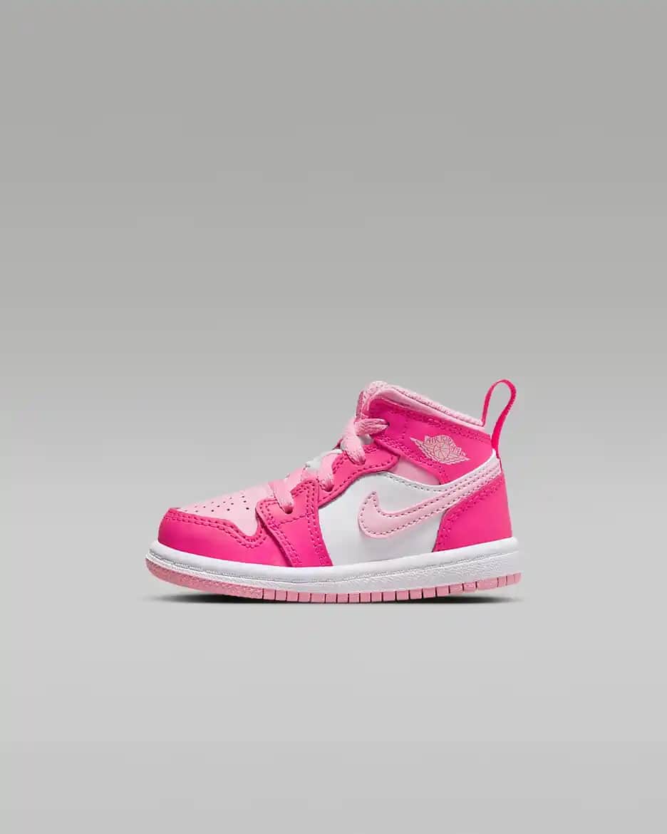 Jordan Bebek Ayakkabıları: Konfor ve Şıklık Sunan Modeller ve Alım İpuçları