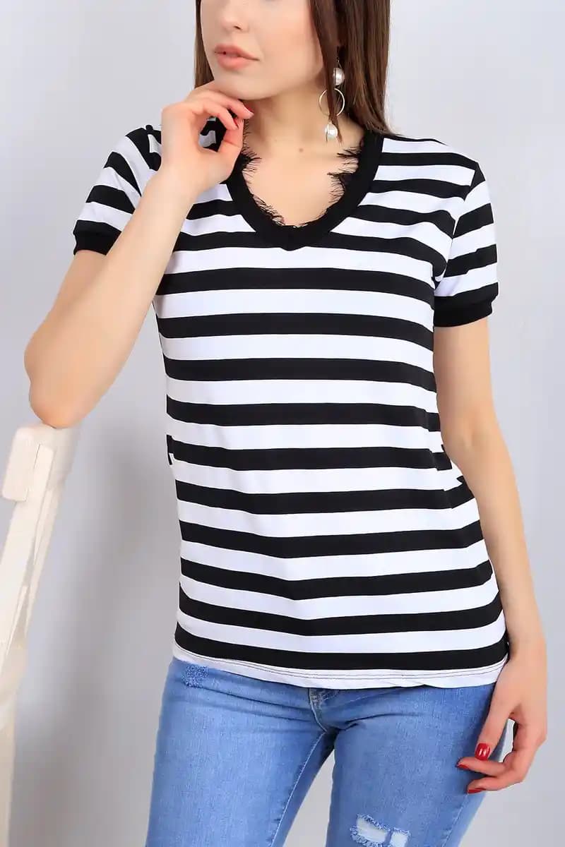 Kadın Siyah Beyaz Tişörtleri: Moda ve Konforun Buluştuğu En İyi Seçenekler