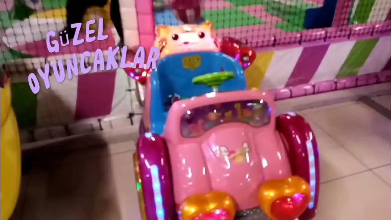 Muş'ta Beyaz Saray AVM'de Çanta ve Ayakkabı Trendleri ve Moda Seçenekleri