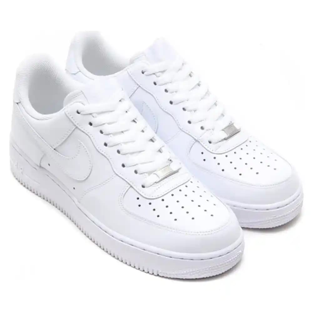 Nike Air Force 1: Spor ve Günlük Kullanım İçin Efsanevi Bir Ayakkabı Modeli