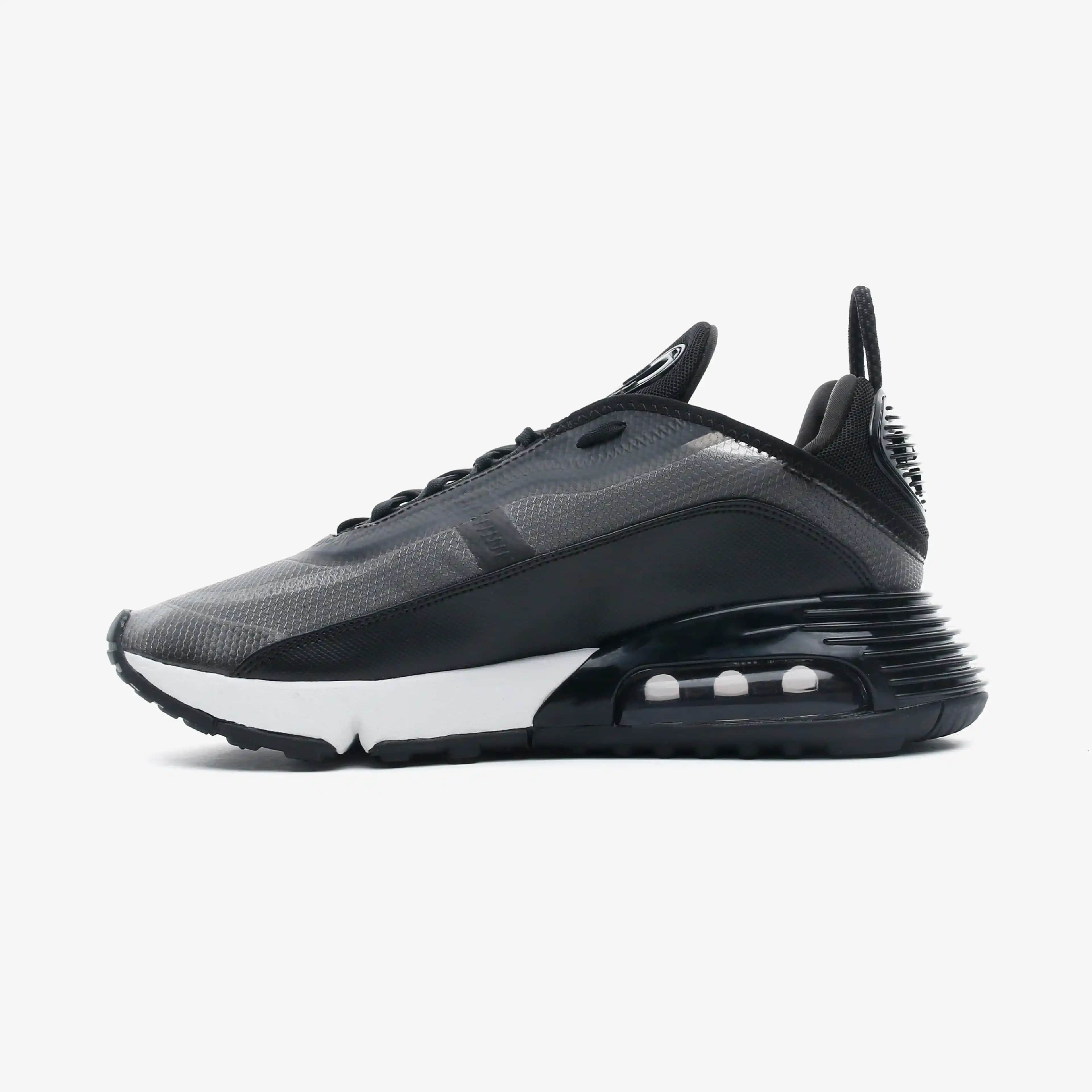 Nike Air Max 2090 Erkek Ayakkabısı: Modern Tasarım ve İleri Teknoloji ile Şıklık