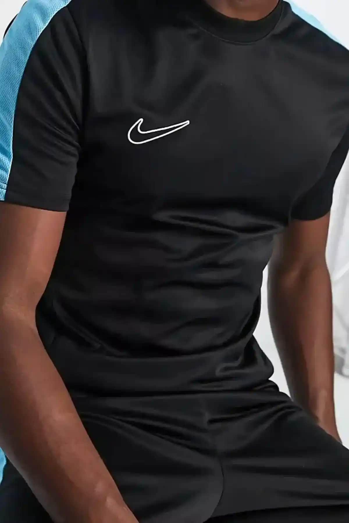 Nike Erkek Spor Tişörtleri: Teknolojik Kumaşlar ve Modern Tasarımlarla Konfor ve Stil