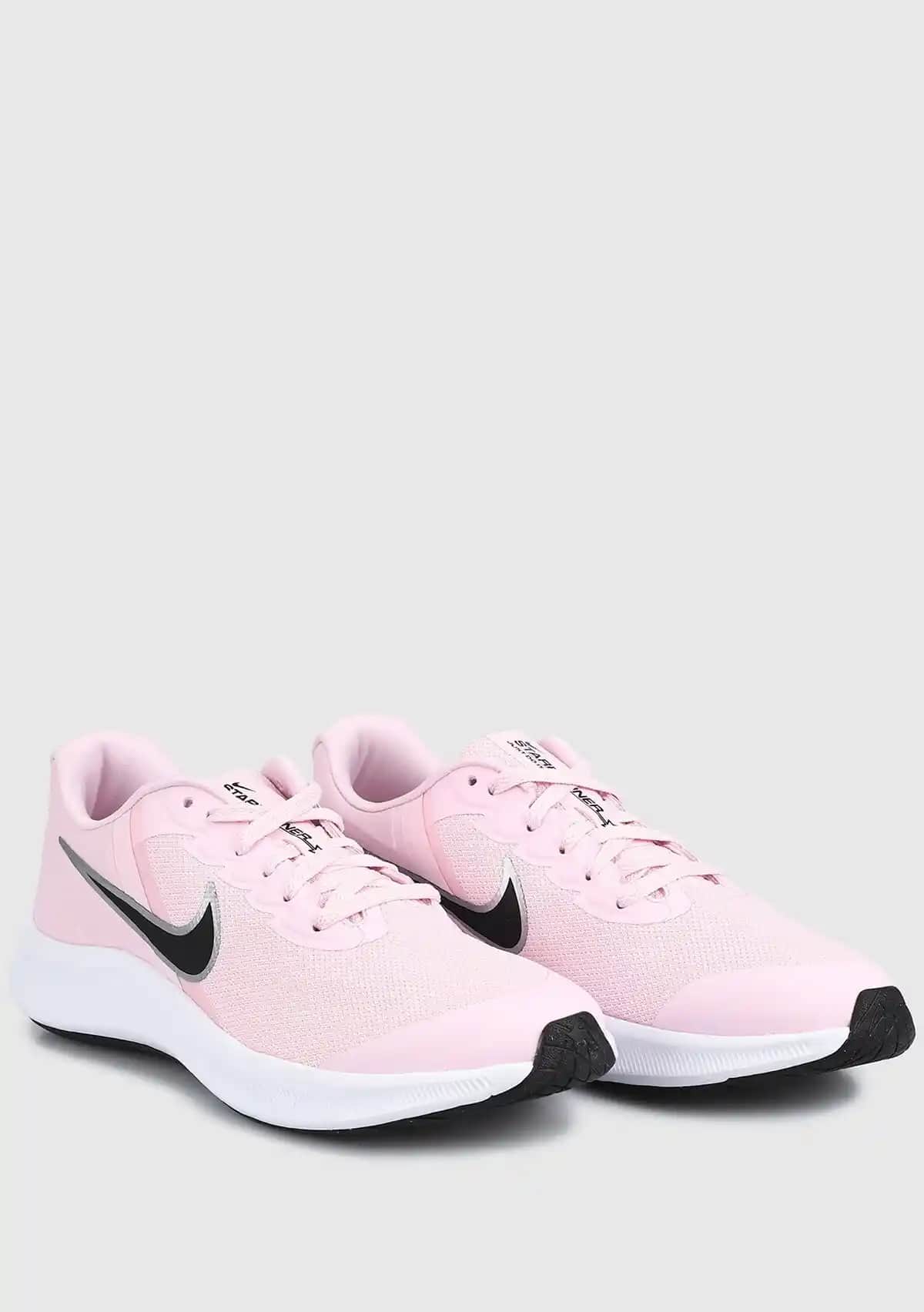 Nike Pembe Spor Ayakkabılar: Şıklık ve Konforun Bir Arada Sunulduğu Modeller