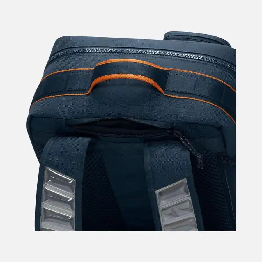 Nike Utility Elite Training 32 L Erkek Sırt Çantası Günlük ve Spor Kullanımı İçin Uygun