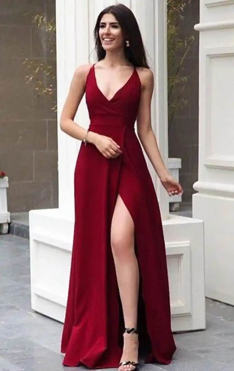 Resmi Kadın Kıyafetleri ve Uygun Çanta ile Ayakkabı Seçenekleri Rehberi