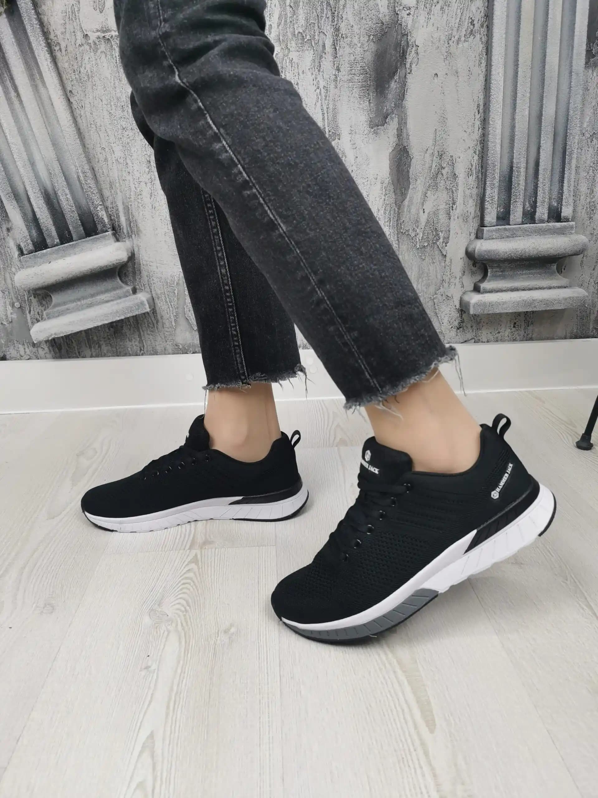 Z Spor Ayakkabıları: Konfor ve Stil İçin Doğru Seçenekler ve Trendler Hakkında Kapsamlı Rehber