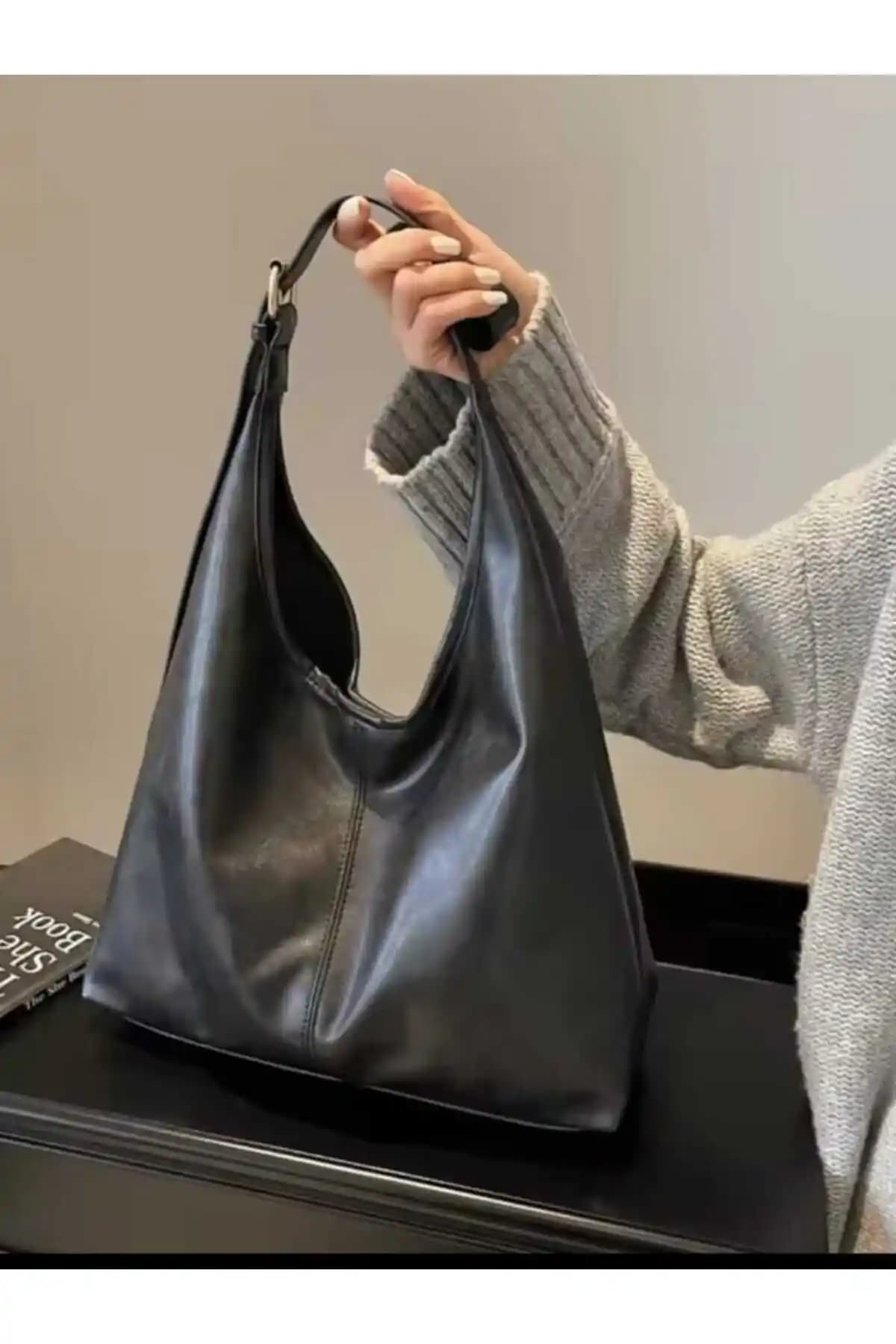 DENSİLA Kadın Siyah Çıt Çıt Kapamalı Astarlı Omuz Çantası Günlük ve Şık Kullanım İçin