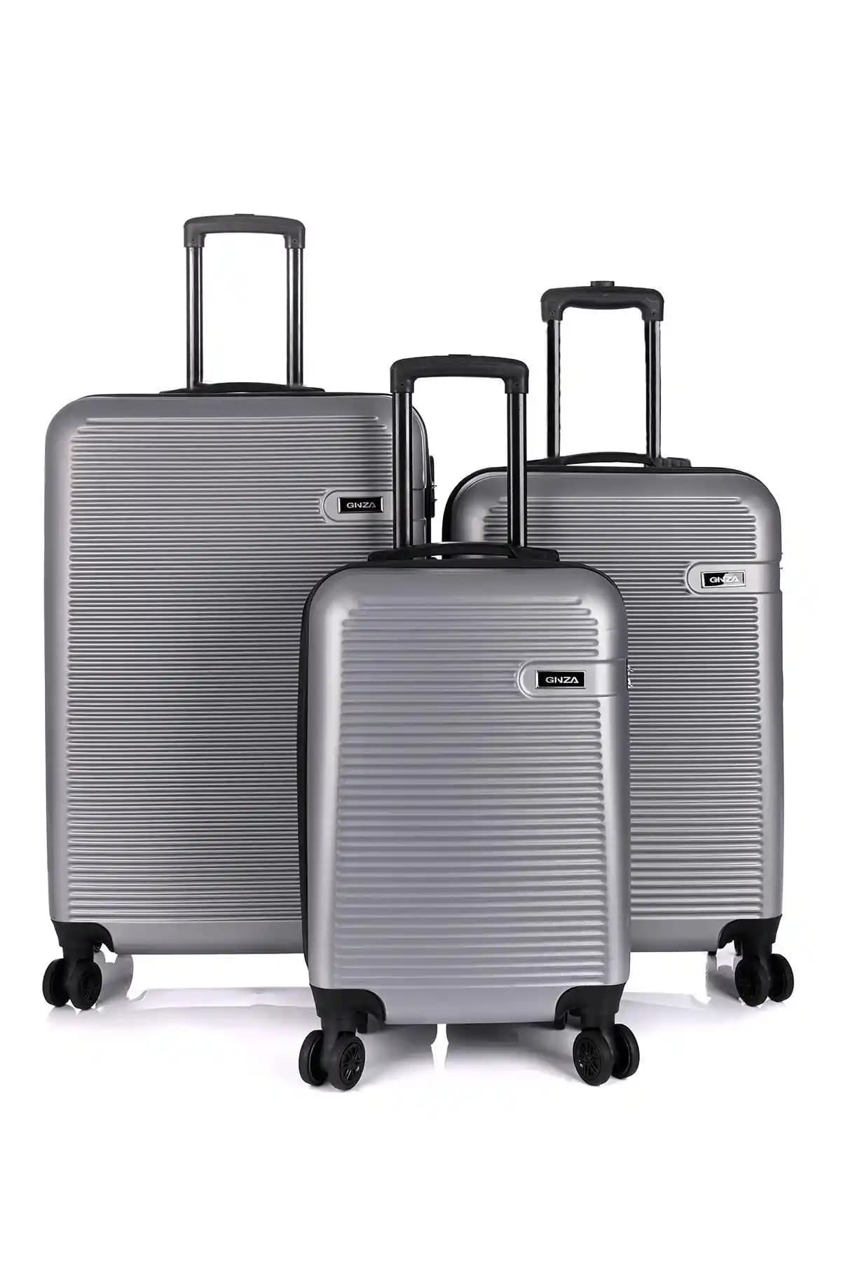 Deriend 3000 ve Polo55 Sport 1855 Valiz Setleri Karşılaştırması