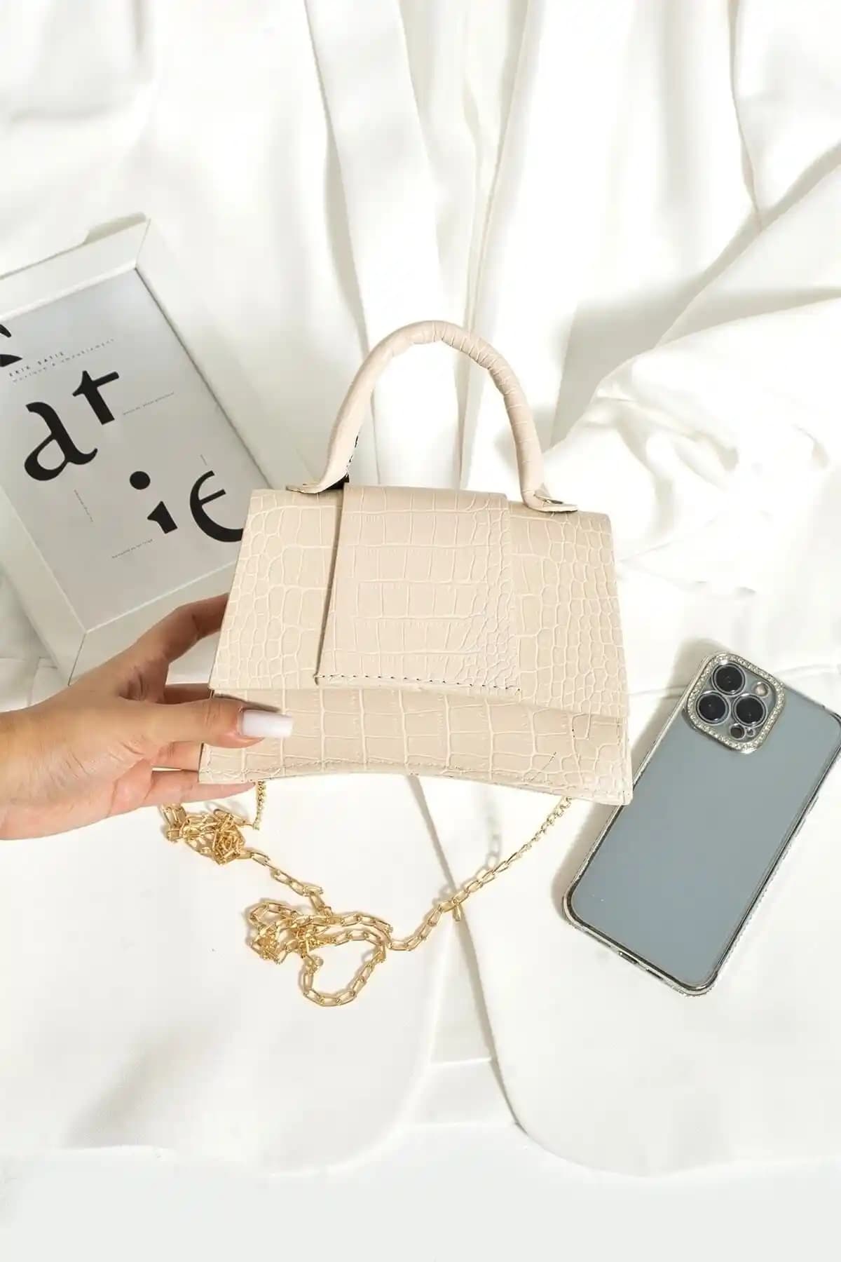 ESTUTE Kadın Mini City ve Miny City Çanta Karşılaştırması ve Özellikleri