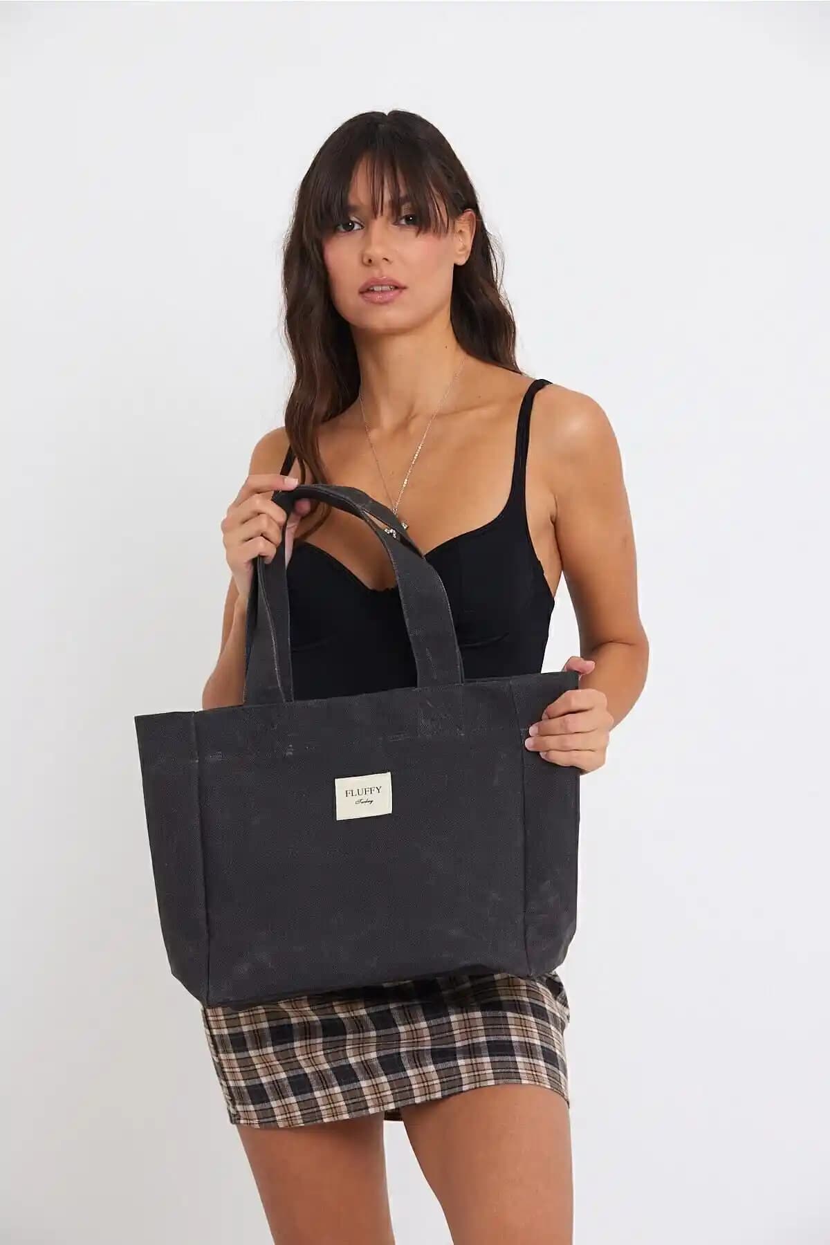 Fluffy Dark Mumlu Kanvas Çanta Karşılaştırması: Büyük Boy ve Su Geçirmez Modellerin Özellikleri