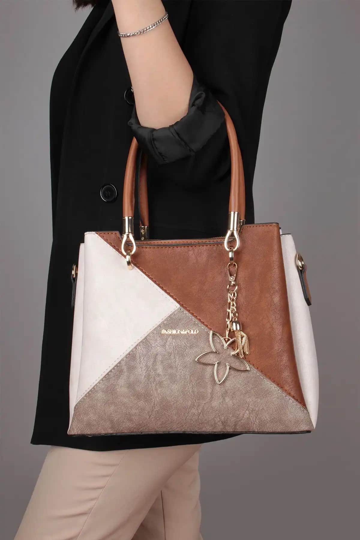 Kadın Çantası Karşılaştırması: Hakan Jn-037 ve Hakan Jn-1320 Modellerinin Özellikleri