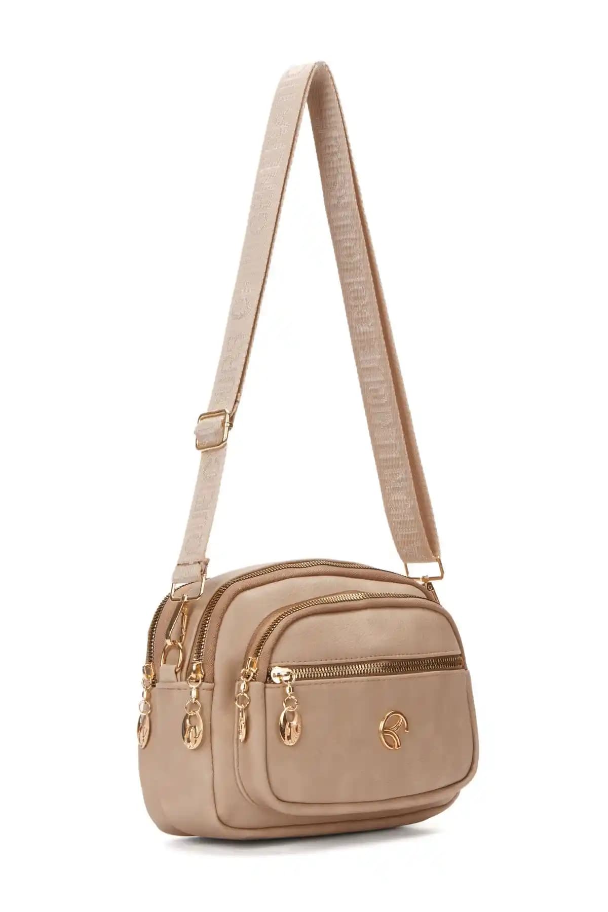 Kadın Çantası Seçenekleri: Adelina Bags ile Mugalas Çanta Karşılaştırması