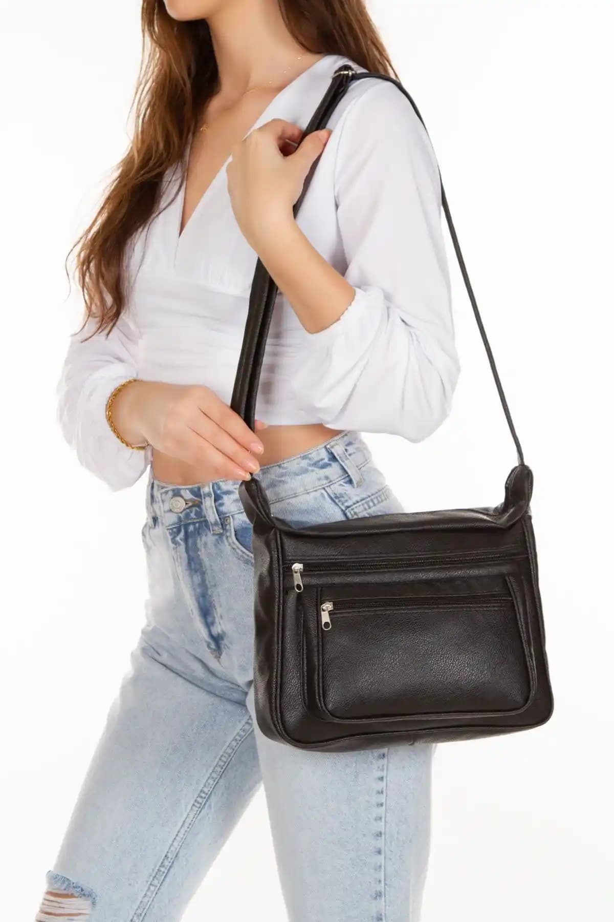 Kadınlar İçin Çok Bölmeli Siyah Suni Deri Günlük Kullanım Çantası