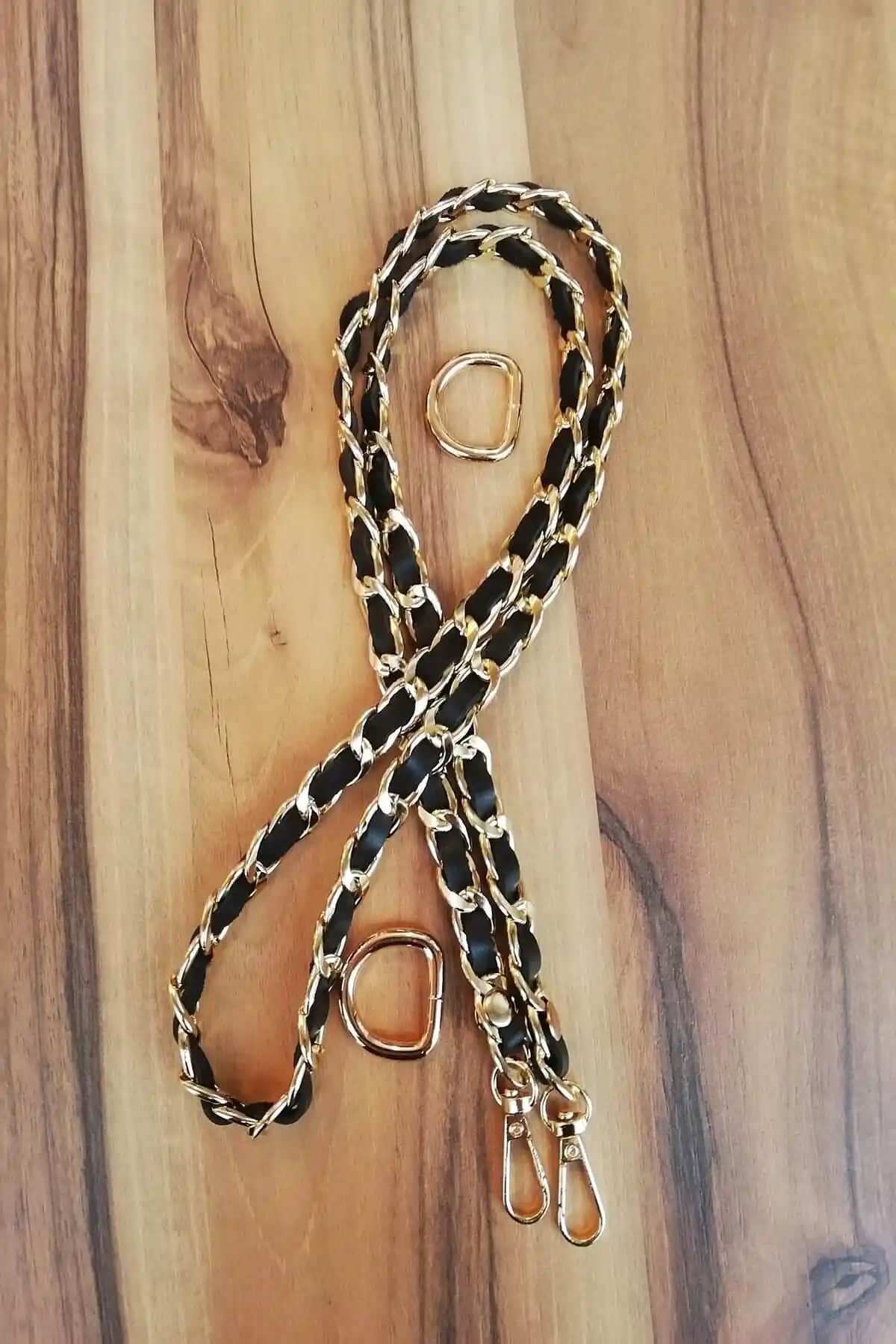 Nildenhobim Suni Derili Metal Çanta Zincir Seti Modern ve Şık Tasarım Özellikleriyle