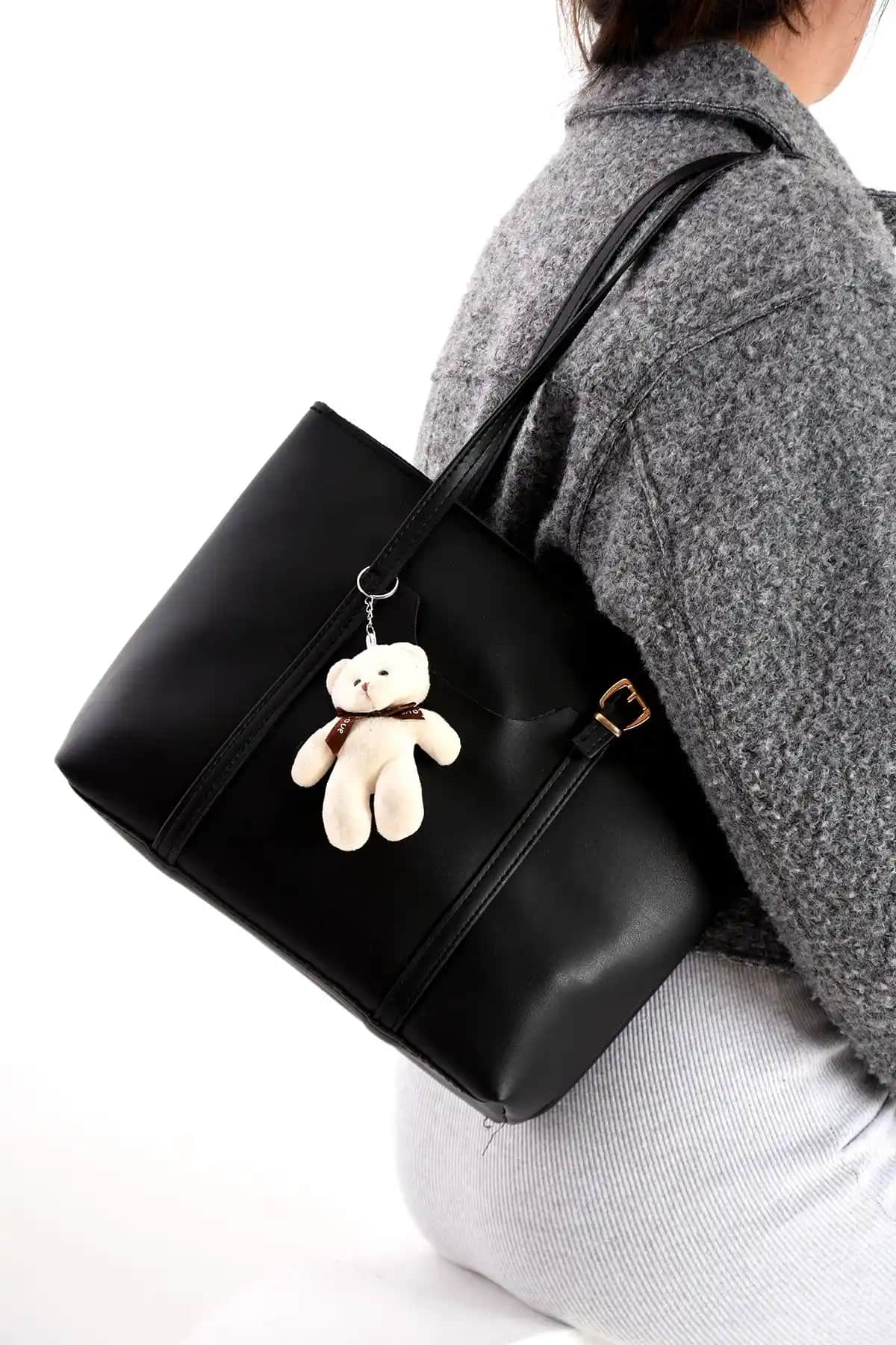 NWR BAGS Siyah Kadın Omuz ve Kol Çantası Modern Tasarım ve Dayanıklılık Sunar