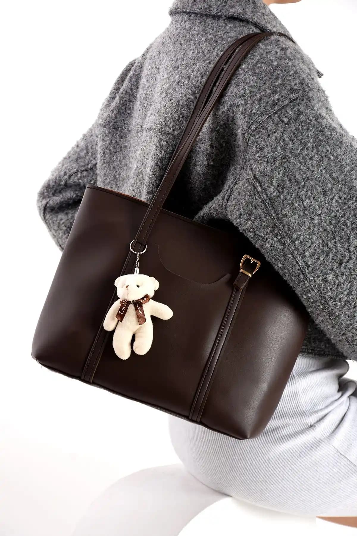 NWR BAGS ve Straada Accessories Çanta Karşılaştırması: Özellikler ve Kullanıcı Yorumları