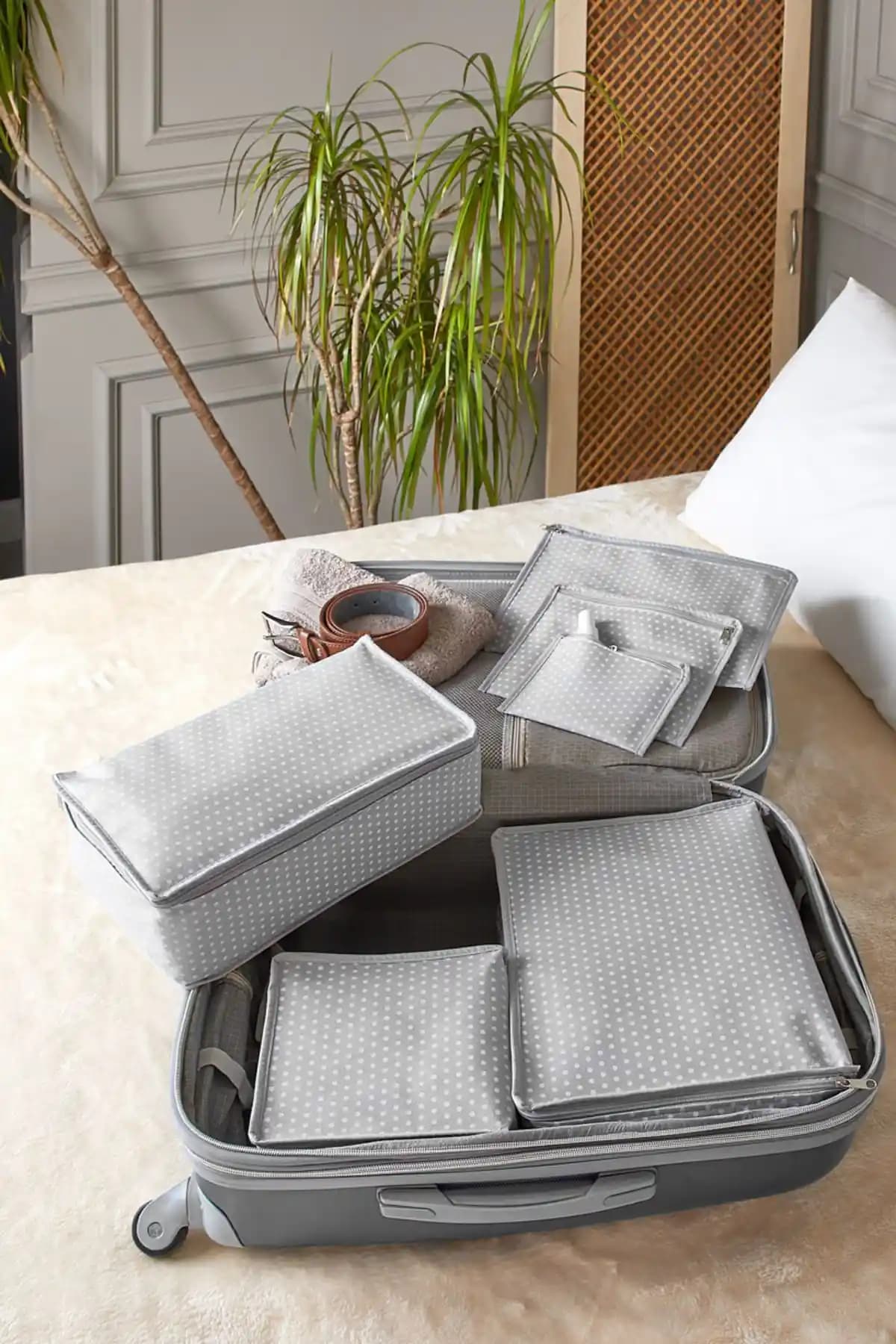 Serstil 6 Parça Filesiz Valiz İçi Seti Günlük ve Seyahat Kullanımı İçin Pratik Çözüm