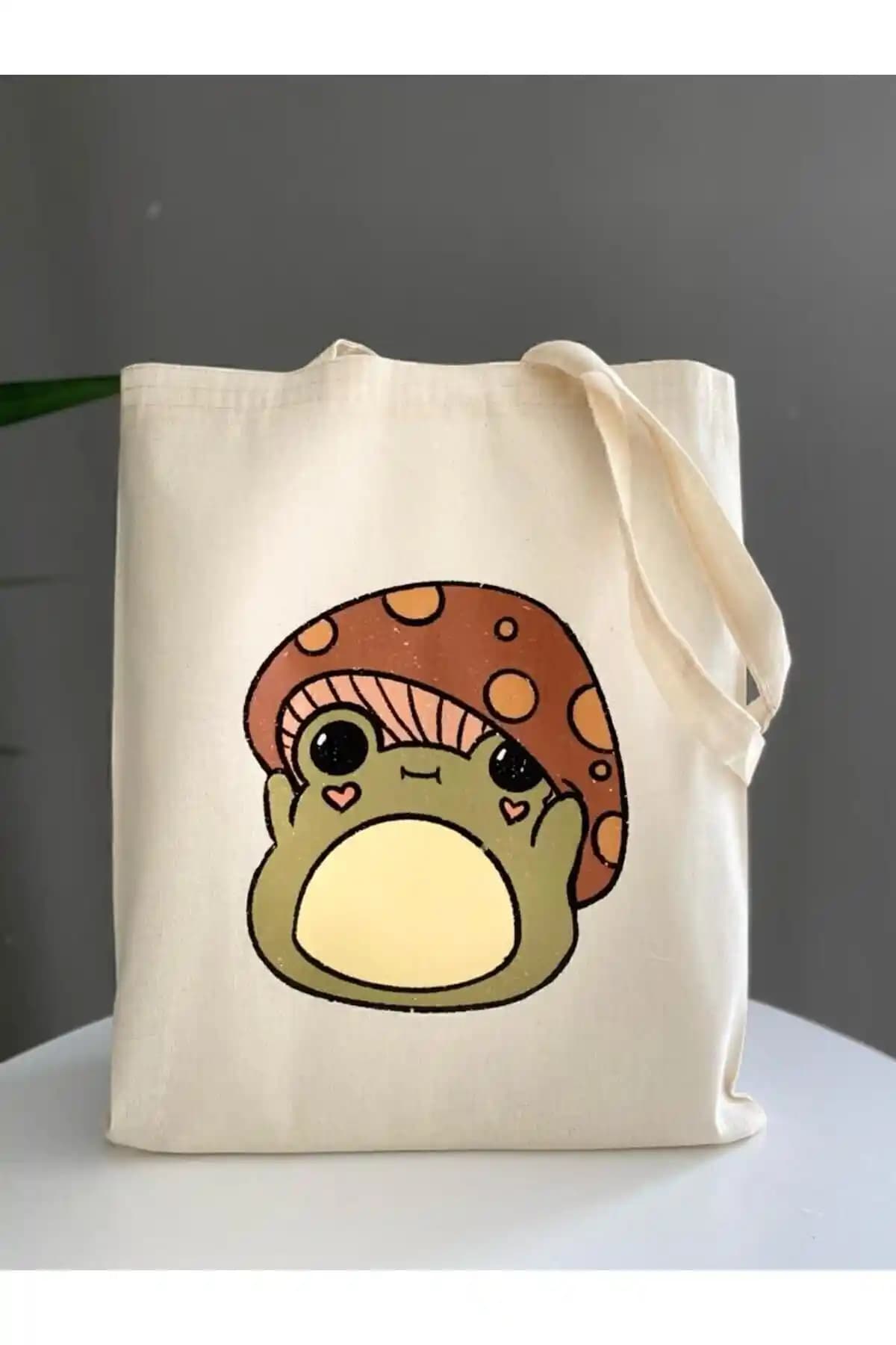 Sevimli Mantar Baskılı Bez Çanta: Sürdürülebilir, Şık ve Çok Yönlü Günlük Çanta