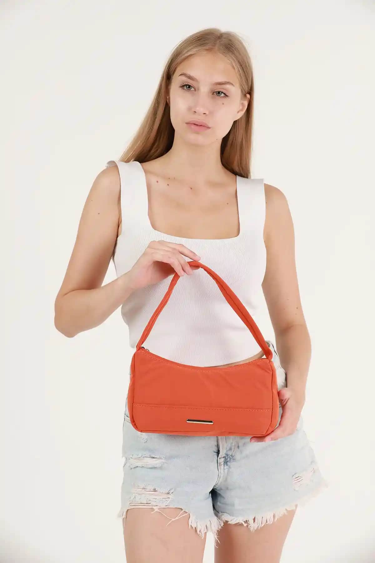 Shaka Turuncu U26 Kanvas Günlük Çanta - Şık ve Dayanıklı Tasarım