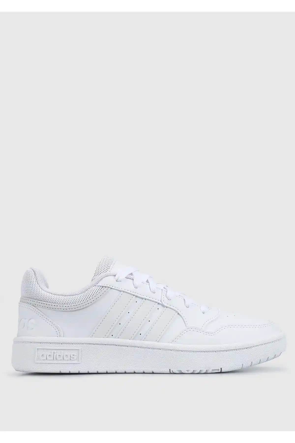 adidas Hoops 3.0 Kadın ve Unisex Spor Ayakkabıları Karşılaştırması