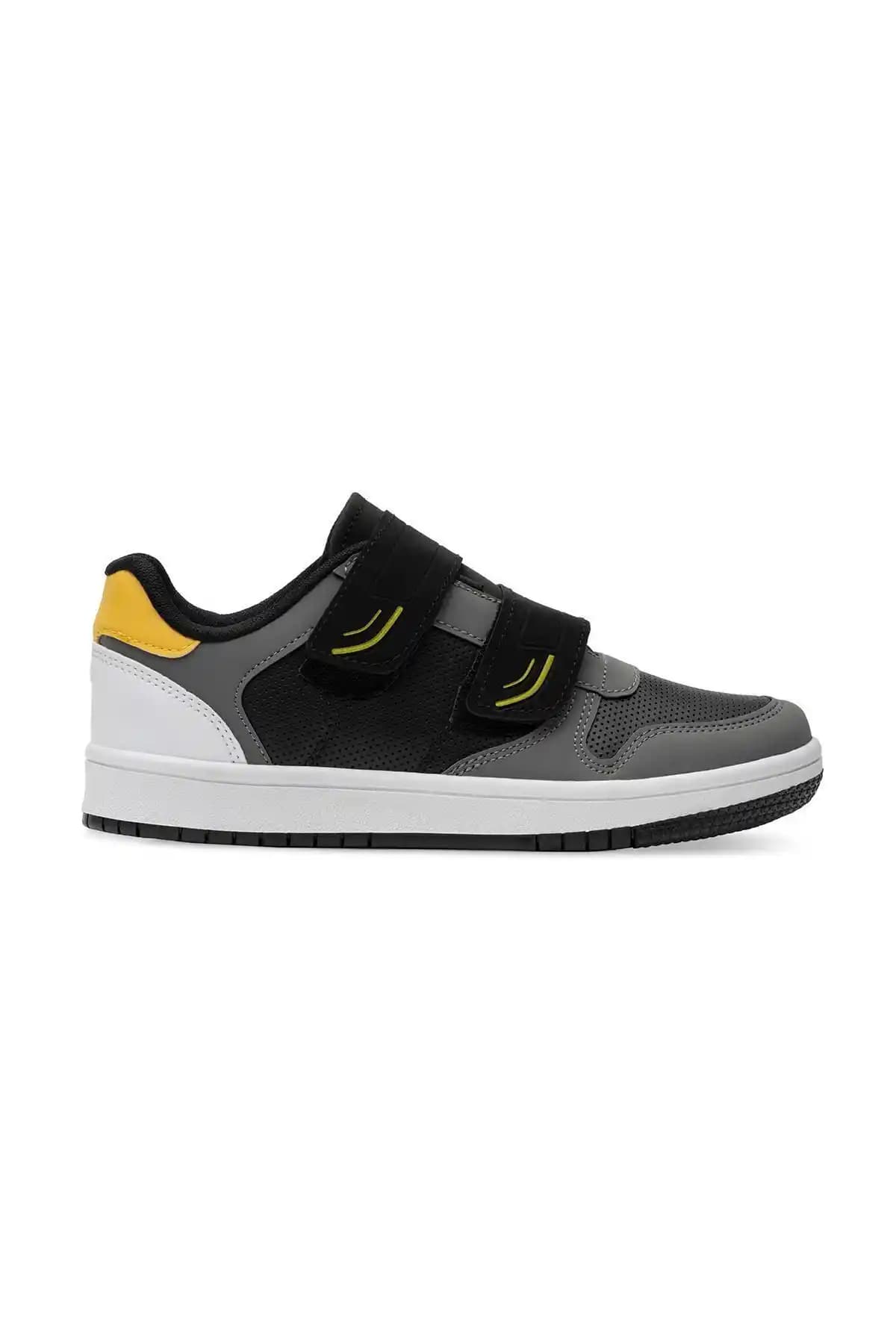 Archi ve Genel Markalar Svngx Spor Ayakkabı Karşılaştırması: Konfor ve Tasarım Analizi