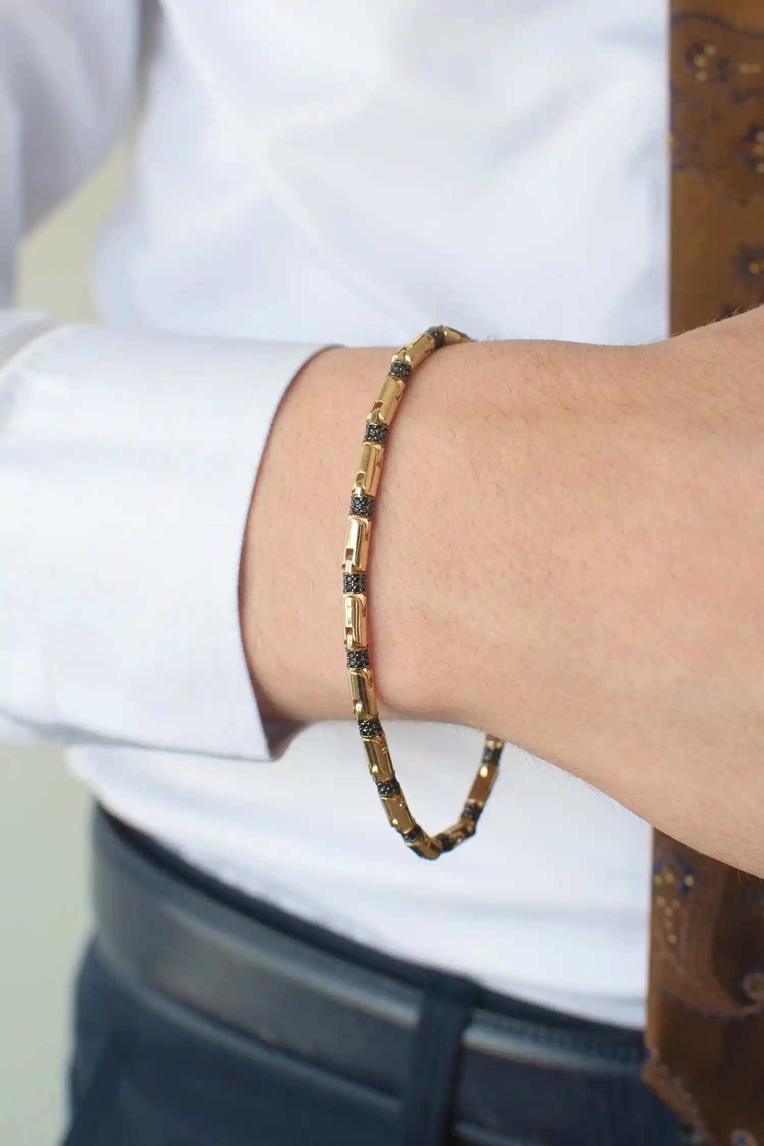 Erkek Künye Modelleri ve Seçim İpuçlarıyla Tarzınızı Yansıtın