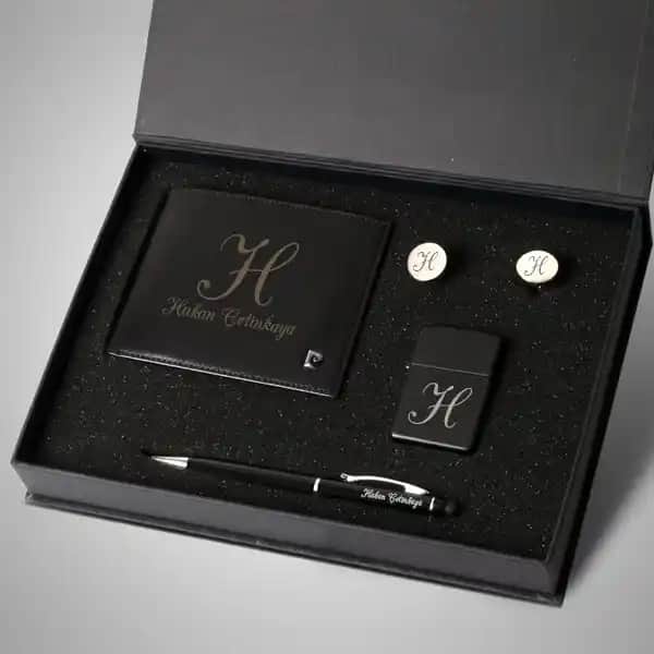 Erkekler İçin En İyi Hediye Seçenekleri: Çanta ve Ayakkabıda Şıklık ve Fonksiyonellik