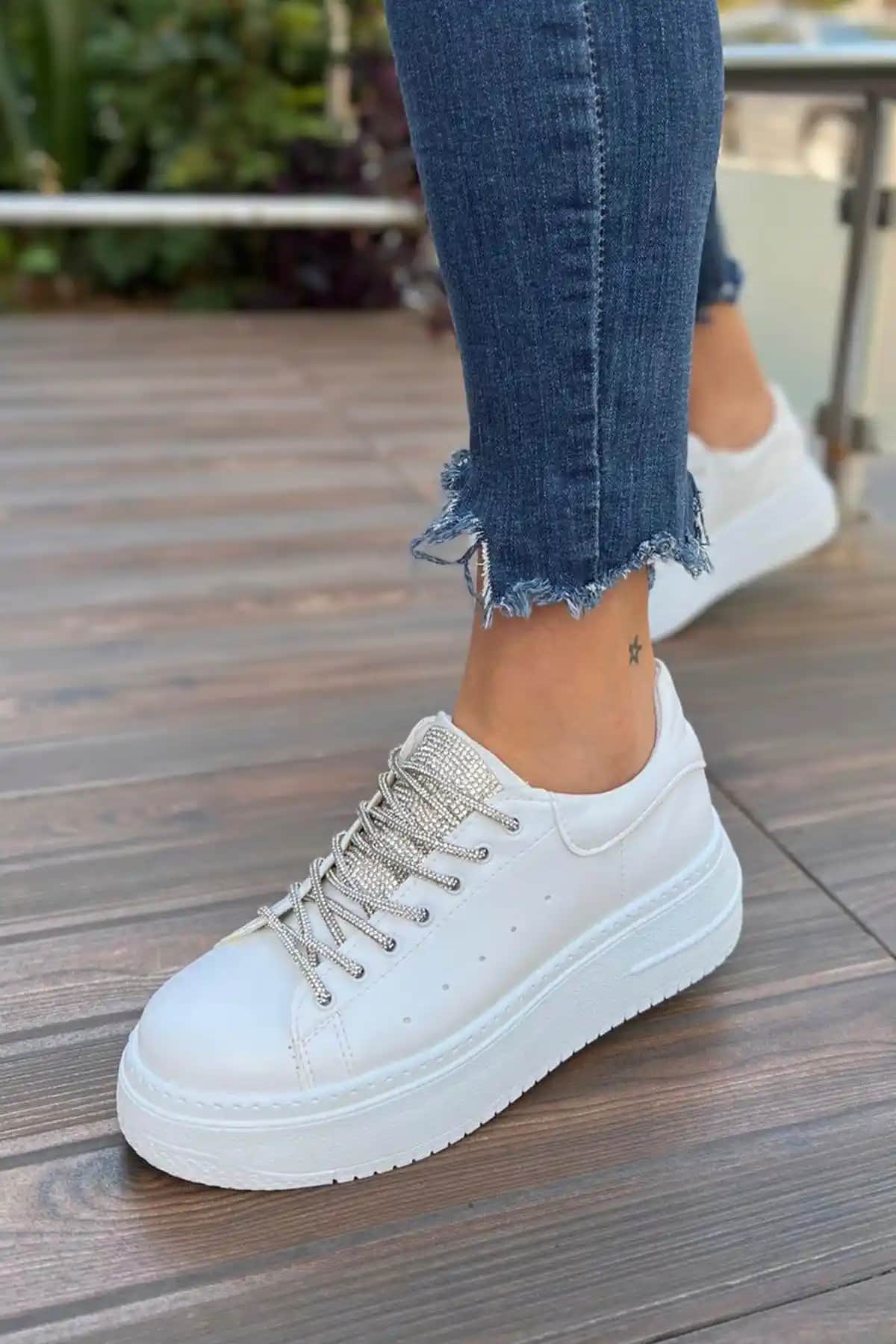 GNY AYAKKABI ve Three Bross Günlük Spor Ayakkabıları Karşılaştırması ve Kullanıcı Yorumları