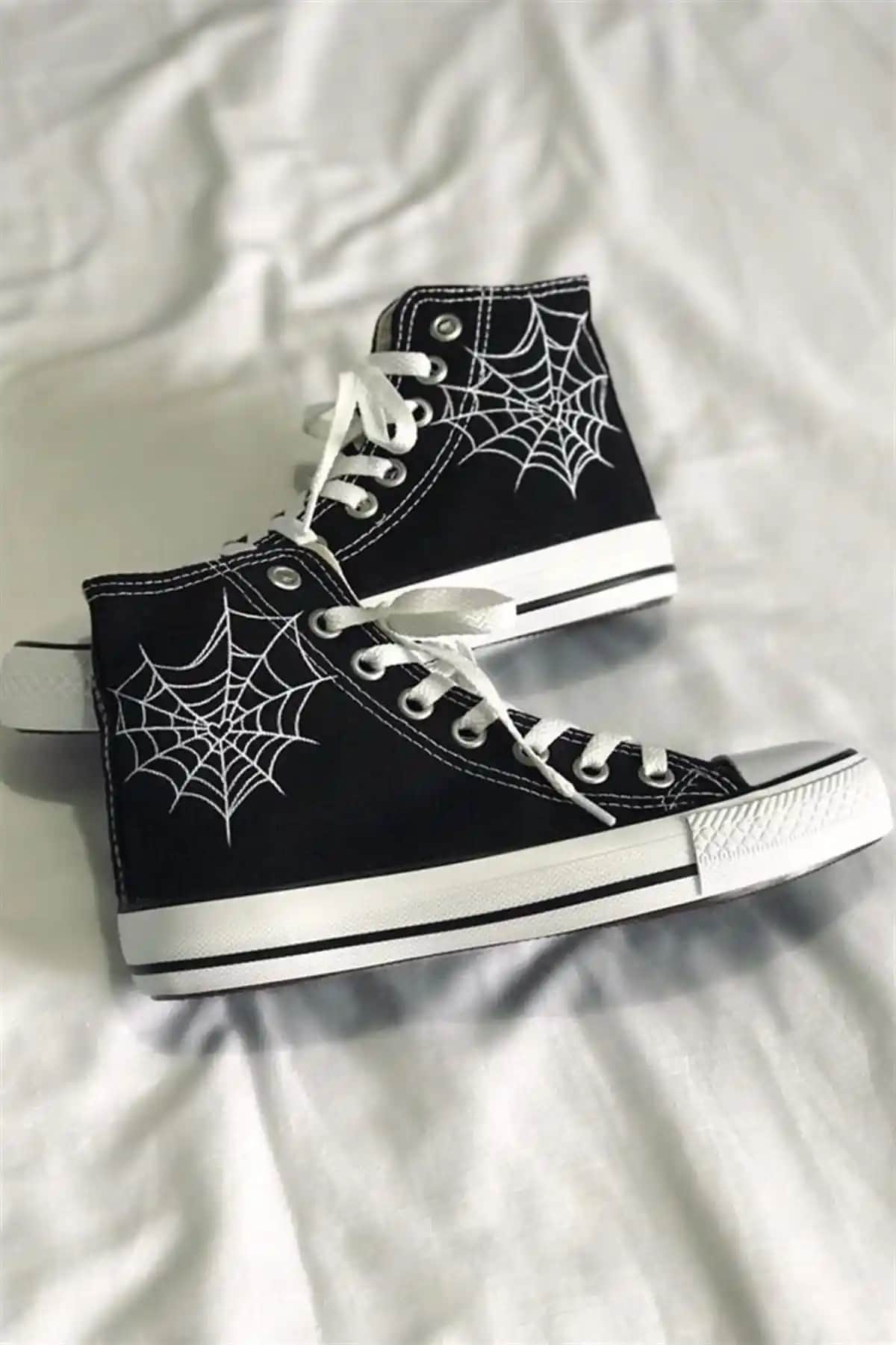 Gofeel Heart Spider Web ve Lord's KaðıN Sneaker Karşılaştırması: Hangi Spor Ayakkabı Sizin İçin Uygun