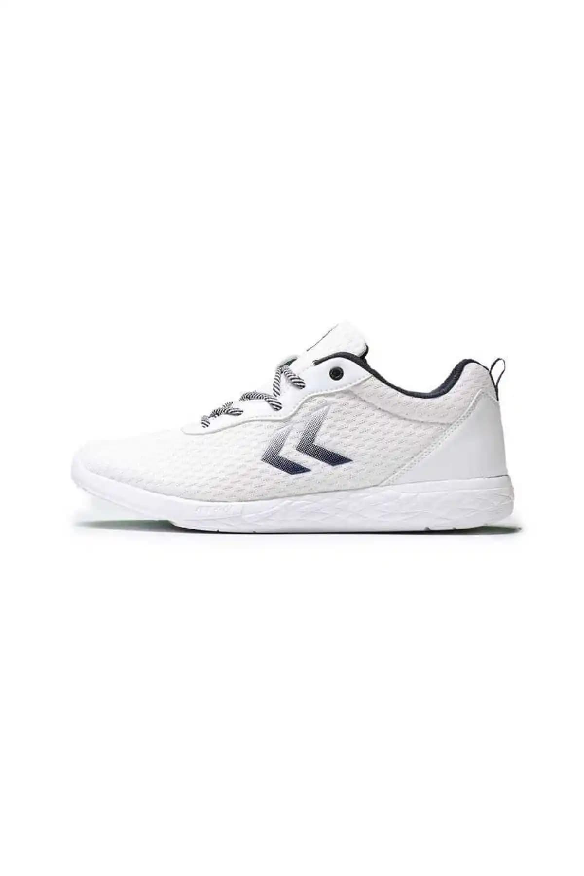 hummel Oslo ve OSLO Unisex Spor Ayakkabı Karşılaştırması ve Özellikleri