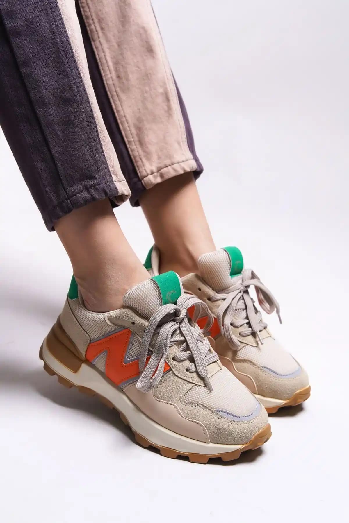 Kadın Sneaker Modelleri Riccon Rosatora ve Scarpe Butik Karşılaştırması