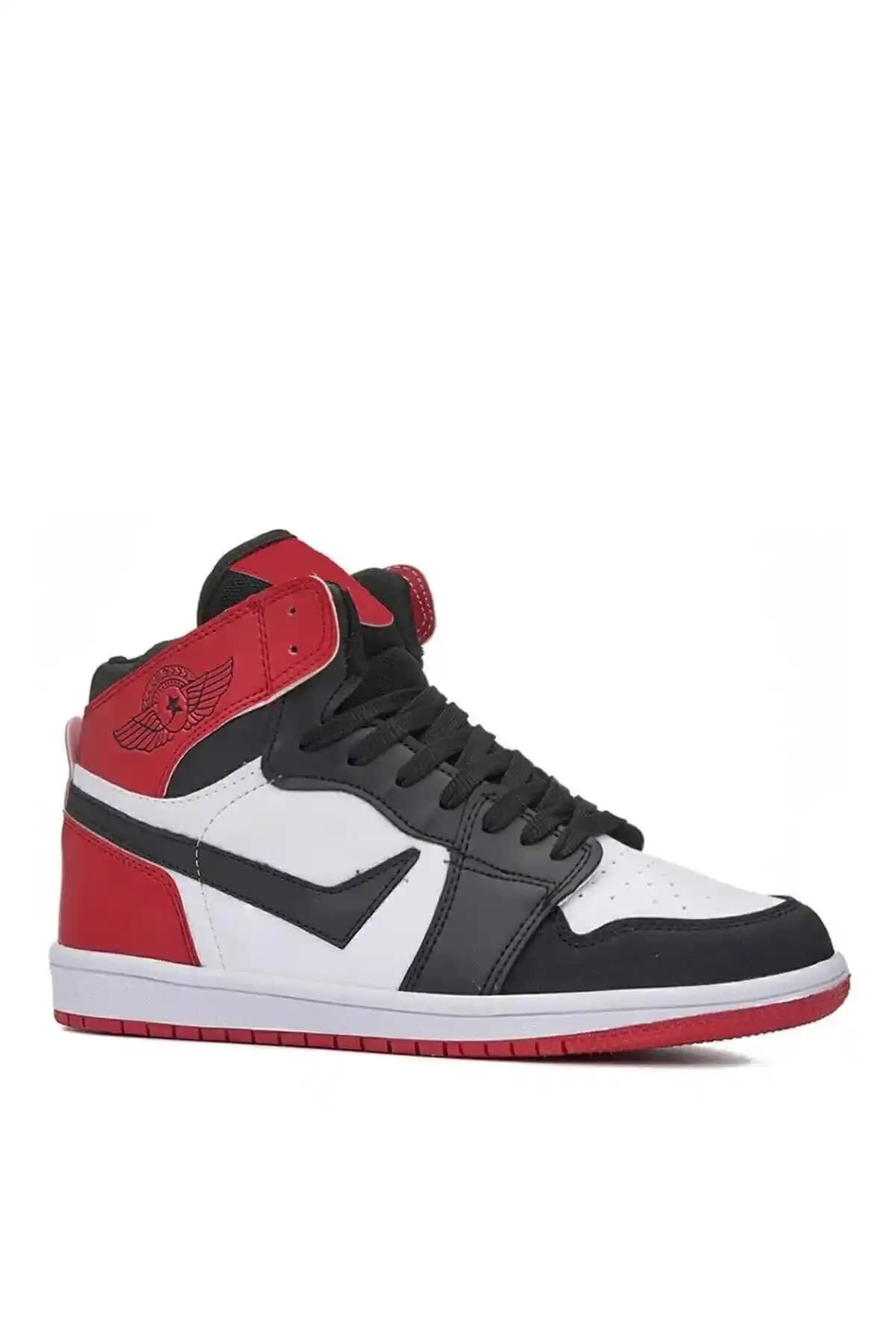 Lambırlent Boğazlı Unisex Spor Ayakkabı ve XStreet Jrd Bilekli Spor Ayakkabı Karşılaştırması