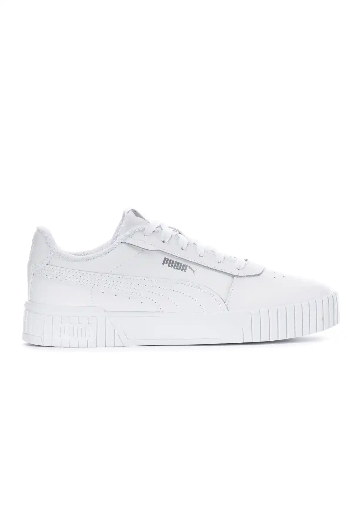 Puma Carina 2.0 Jr ve Puma B7 Kadın Spor Ayakkabıları Karşılaştırması