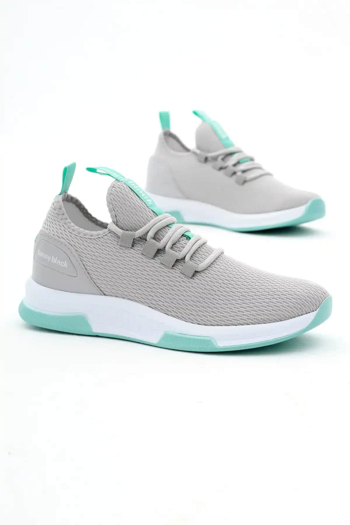 Tonny Black Unisex Spor Ayakkabıları Gri Yeşil ve Siyah Beyaz Modellerinin Karşılaştırması