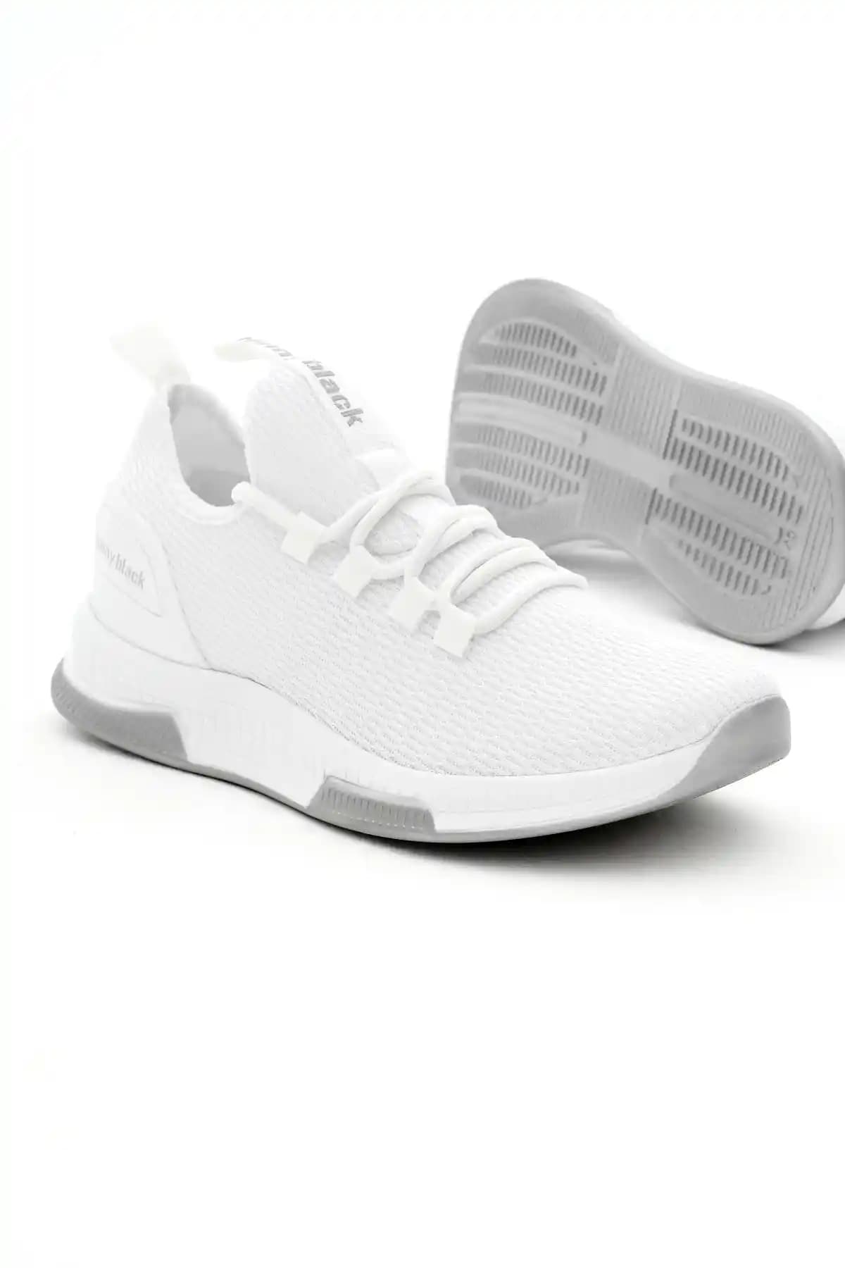 Tonny Black Unisex Spor Ayakkabıları Karşılaştırması: Beyaz ve Siyah Modellerin Özellikleri ve Kullanıcı Yorumları