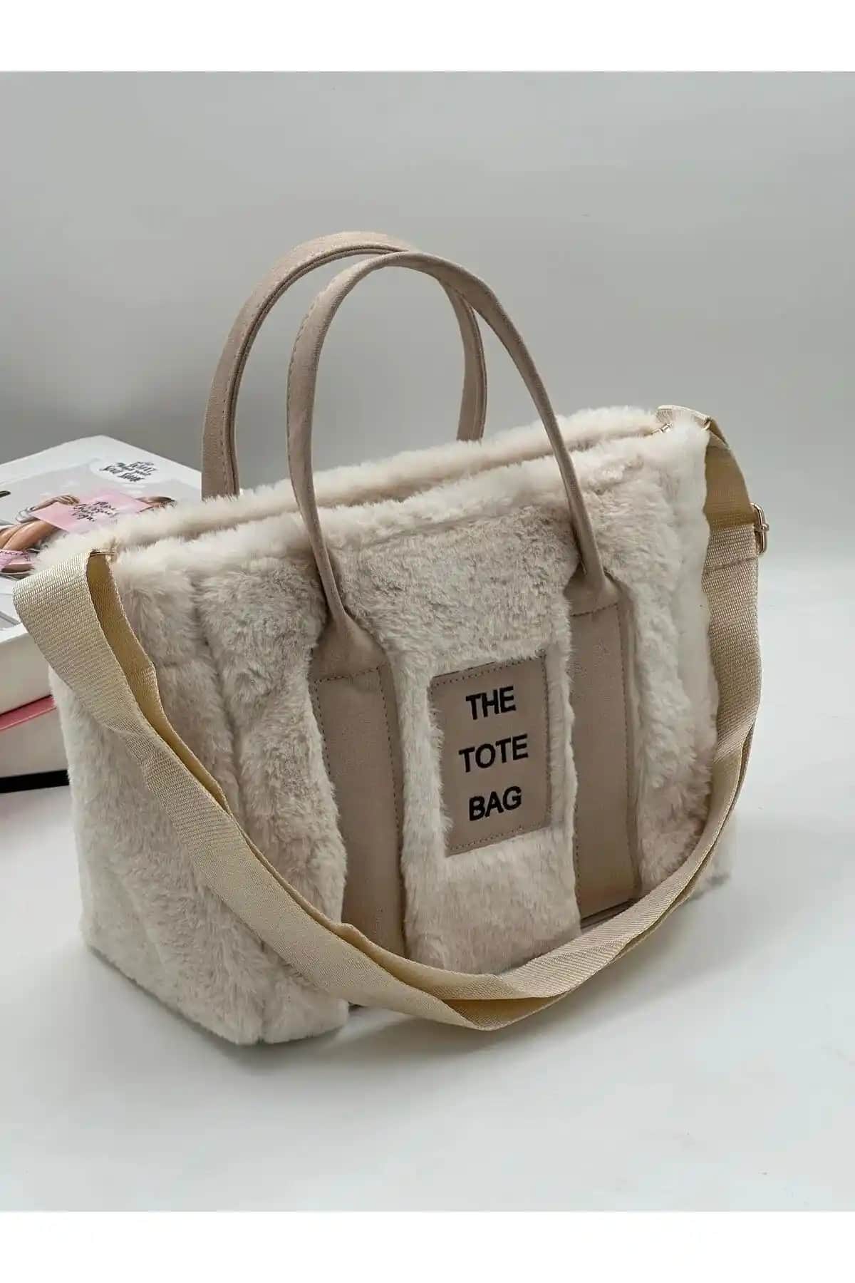 AngelBags Kadın Krem ve Siyah Tote Bag Karşılaştırması Günlük Şıklık İçin En İyi Seçenekler