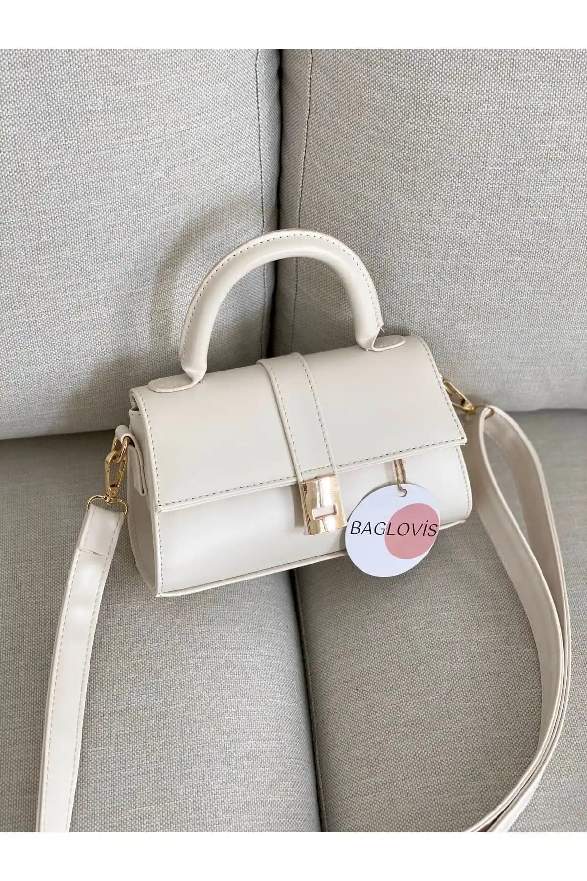 BAGLOVİS MİLA MIKNATIS ve Shule Bags Farme Monogram Çanta Karşılaştırması