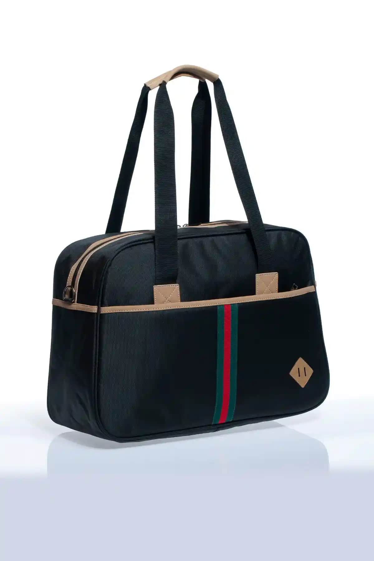 By Hakan Gk24 ve Fiyaka Nil-01 Seyahat Valizi Karşılaştırması