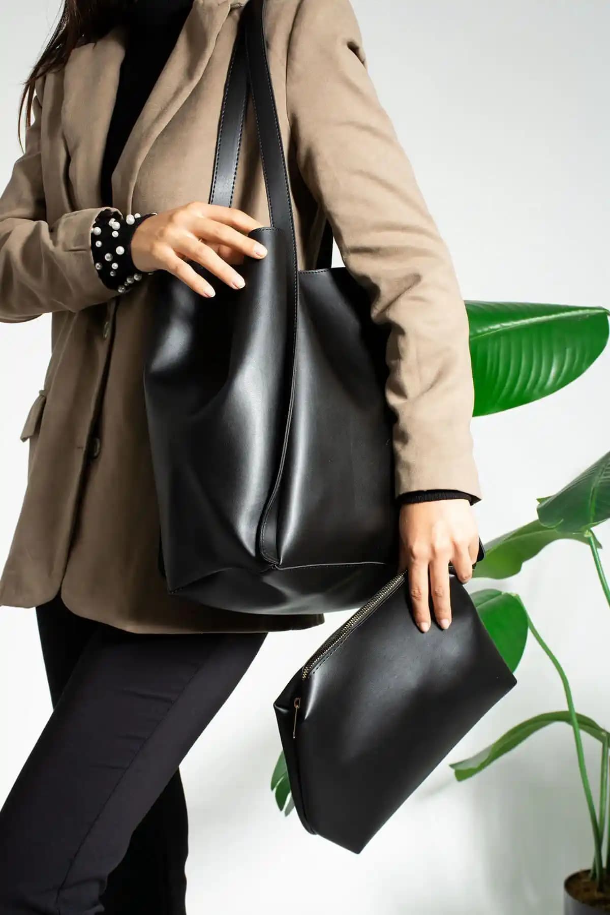 HONEY BAG LONDRA ve NİSSEA Kadın Çantaları Karşılaştırması: Özellikler ve Kullanıcı Yorumları