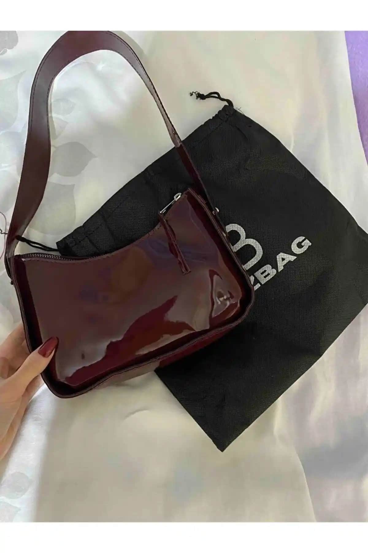 Kadın Çanta Karşılaştırması: Bag&More ve YMZBAG Modellerinin Özellikleri ve Kullanıcı Yorumları