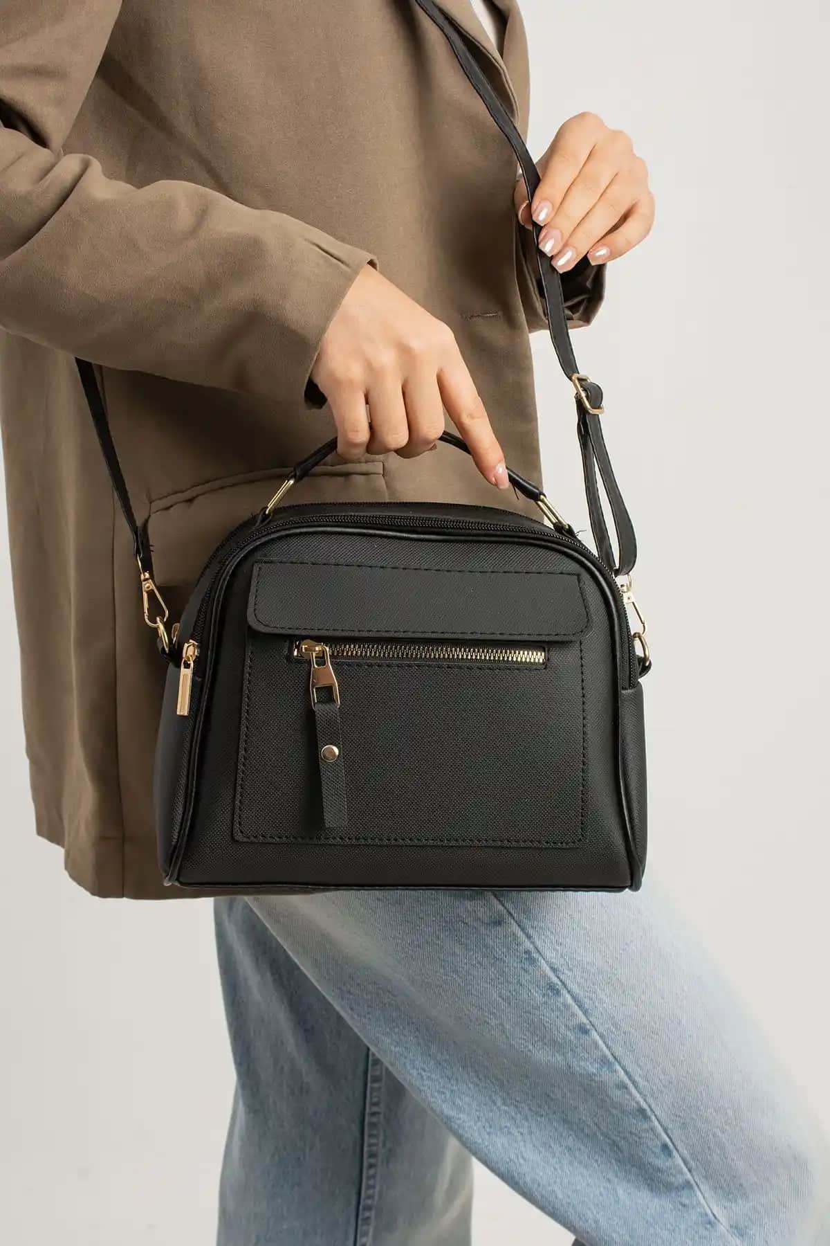 Kadın Çantası Karşılaştırması: ESTUTE ve LOOP DESIGN Modellerinin Özellikleri