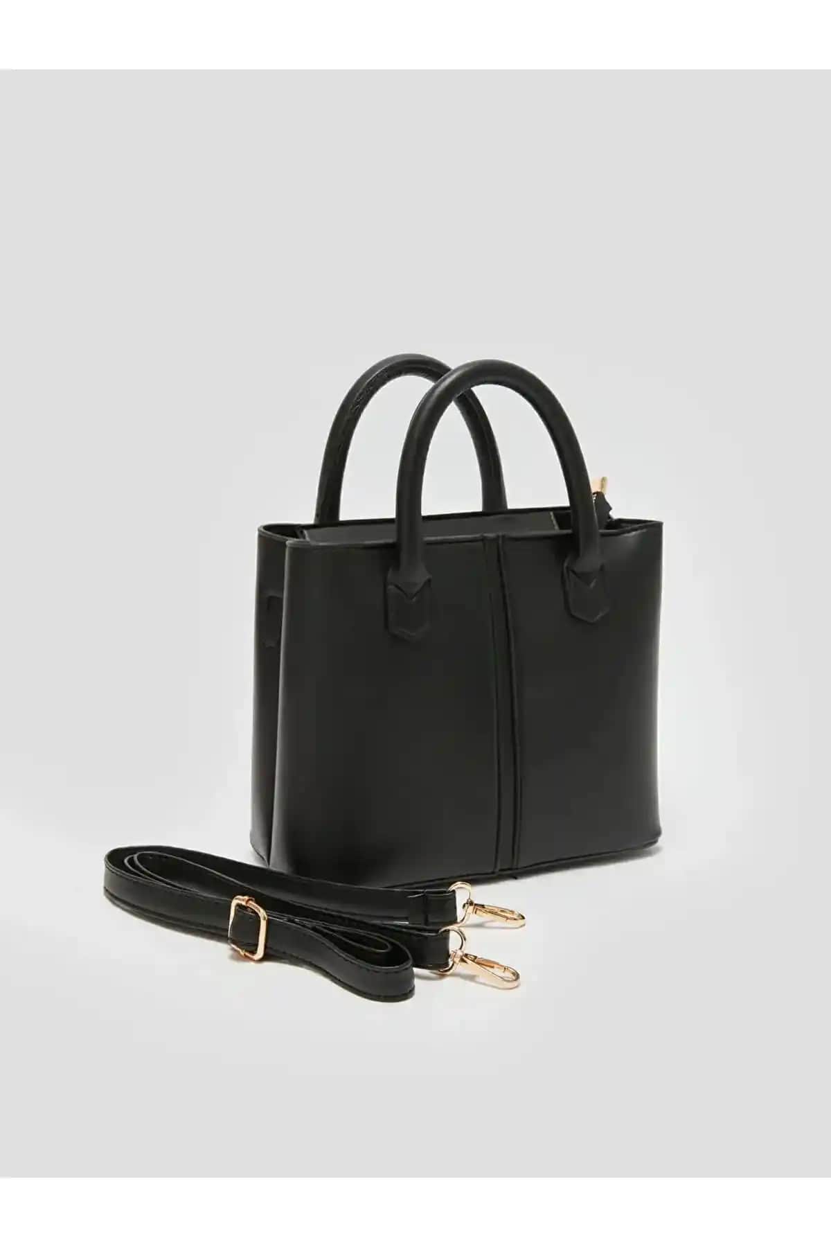 Nevnihal ve NWR BAGS Kadın Çantası Karşılaştırması: Özellikler ve Kullanıcı Yorumları