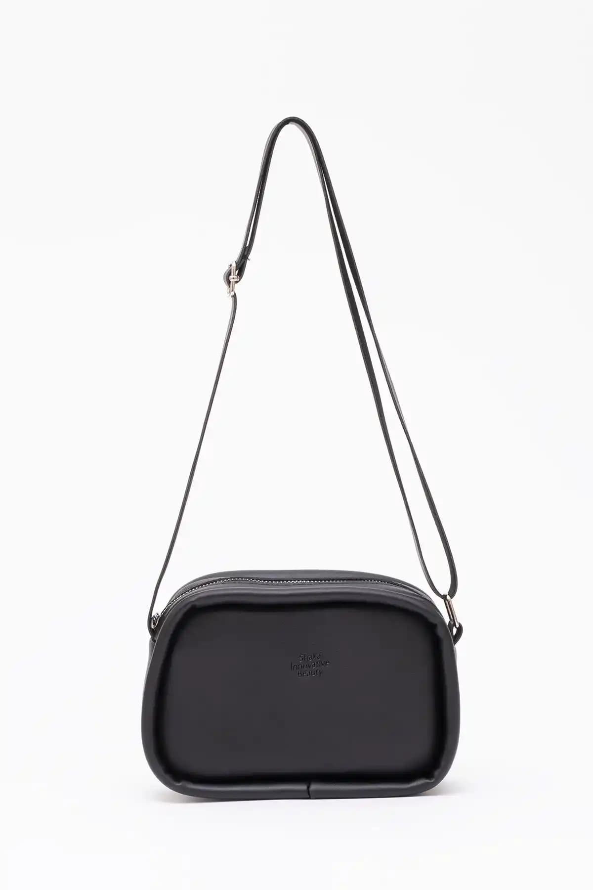 Shaka Siyah Çanta Karşılaştırması: Shk62 ve Shk93 Modellerinin Özellikleri ve Farklılıkları