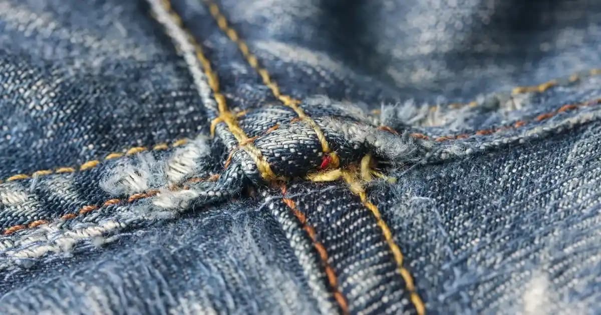 Adidas Ozelle Erkek Ayakkabısı: Günlük Şıklık ve Konfor Sunan Modern Spor Ayakkabı