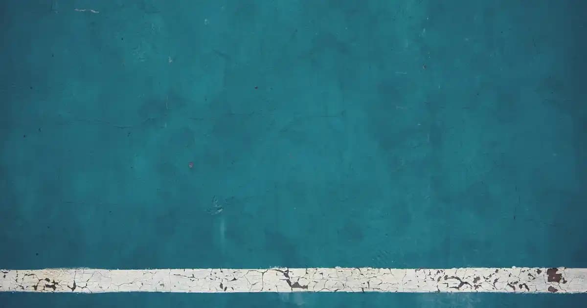 Beyaz Kadın Sneaker Modelleri: Şıklık ve Konforun Modern Buluşması