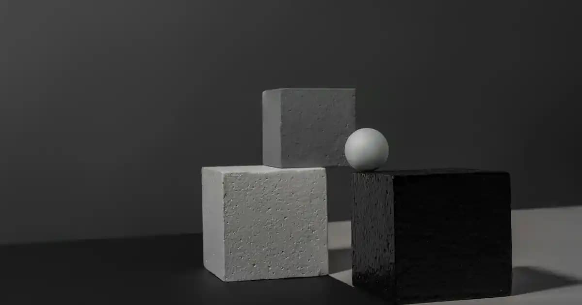 Beyaz Renkli Çanta ve Ayakkabılar: Şıklık ve Konforun Modern Buluşması