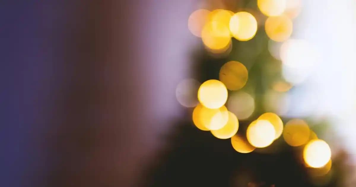 Deri Spor Ayakkabılar: Moda ve Dayanıklılığı Bir Arada Sunan Güncel Trendler