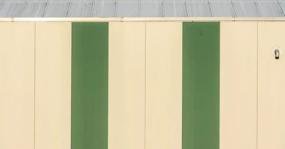 Erkek Bez Spor Ayakkabıları: Konfor, Stil ve Dayanıklılığı Bir Arada Sunan Modeller