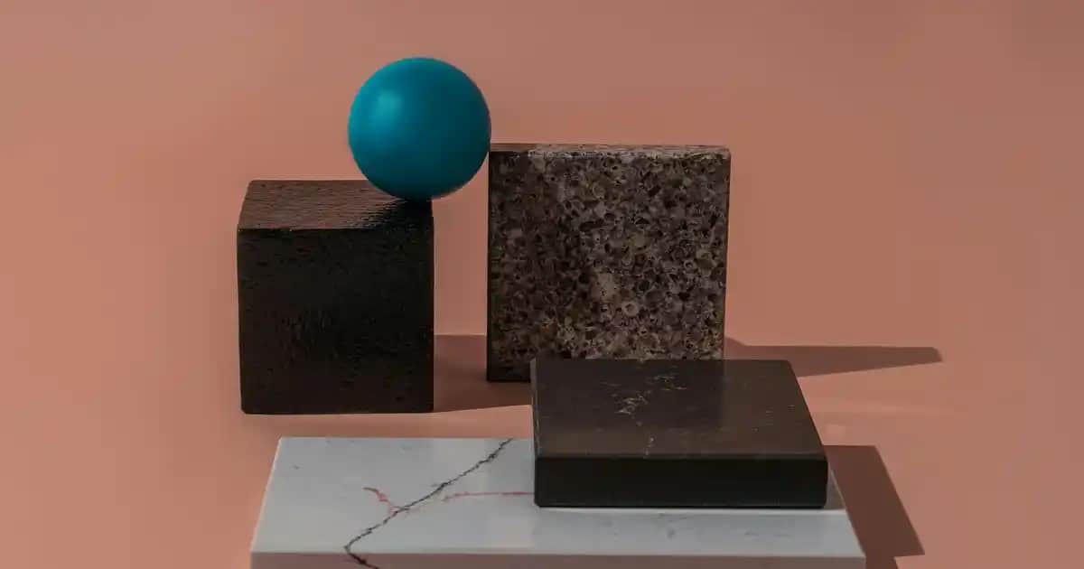 Erkek Giyim Trendleri ve Çanta Ayakkabı Uyumu: Güncel Stil Rehberi