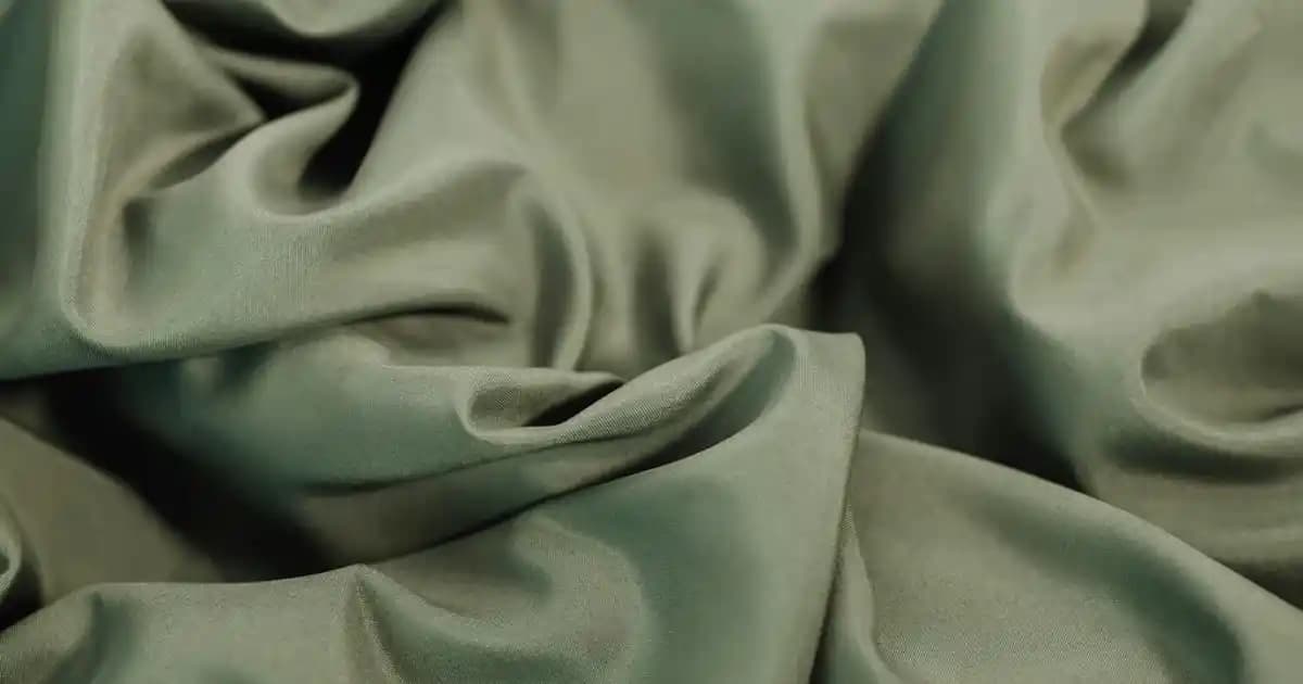 Erkek Giyiminde Çanta ve Ayakkabı Seçimiyle Şıklığı Yükseltmenin Yolları